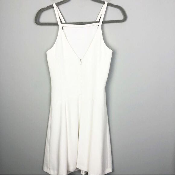 TRINA TURK | Cutout Back Pleat Front White Mini Dress Women’s Size 0 - Picture 6 of 8